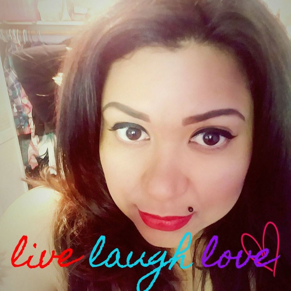 Meet your Posher, Pamela