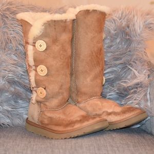 Bailey Button Uggs