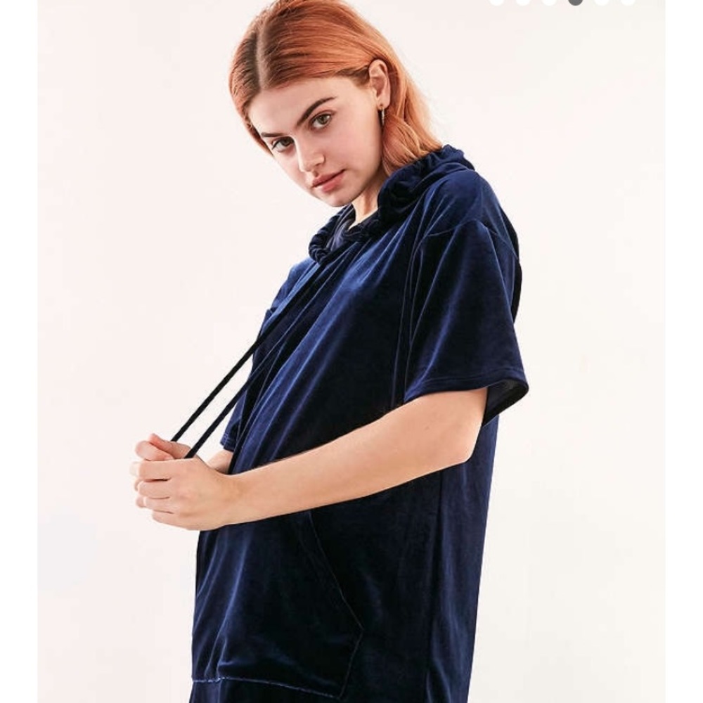 Silence + Noise Velvet Hoodie Dress Small Navy 💙 - Picture 8 of 8