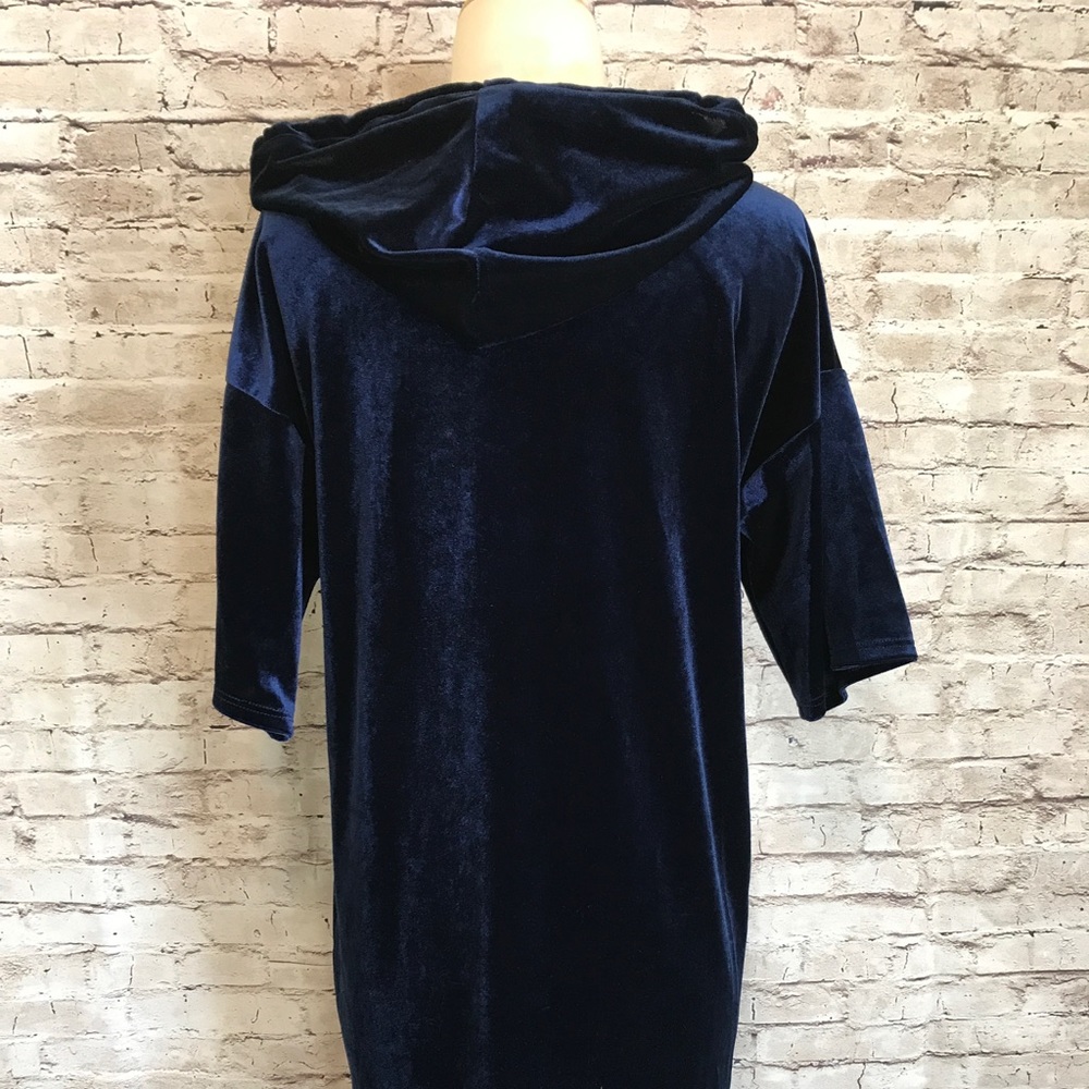 Silence + Noise Velvet Hoodie Dress Small Navy 💙 - Picture 5 of 8
