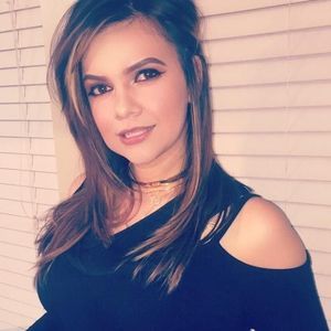 Meet your Posher, Denise