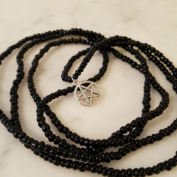 LAST ONE Black Pentagram Wrap Bracelet - Picture 5 of 6