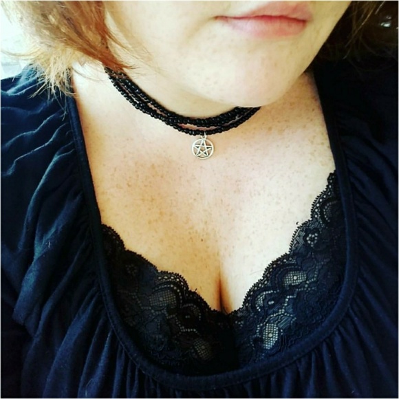 LAST ONE Black Pentagram Wrap Bracelet - Picture 2 of 6