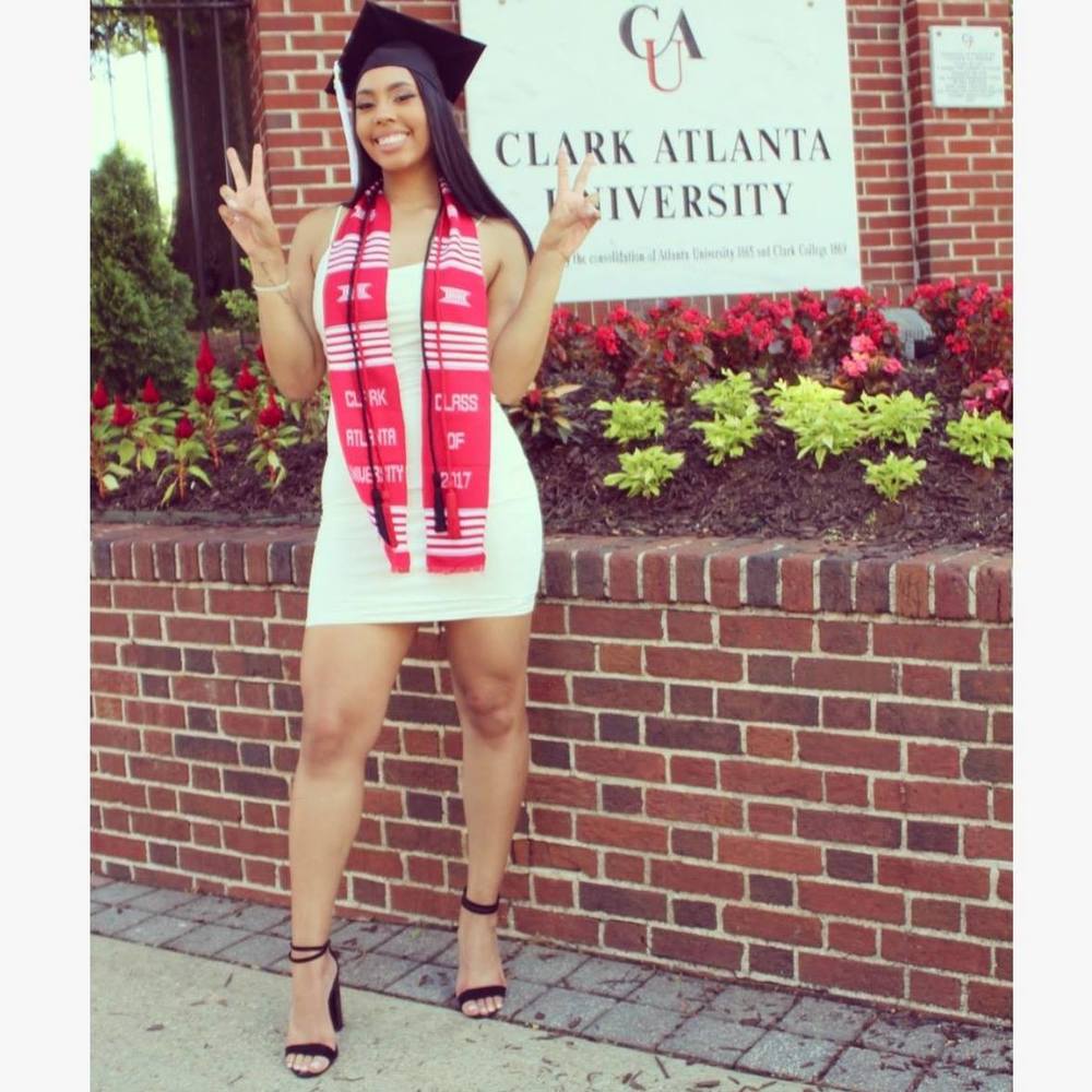 Meet your Posher, Sierra