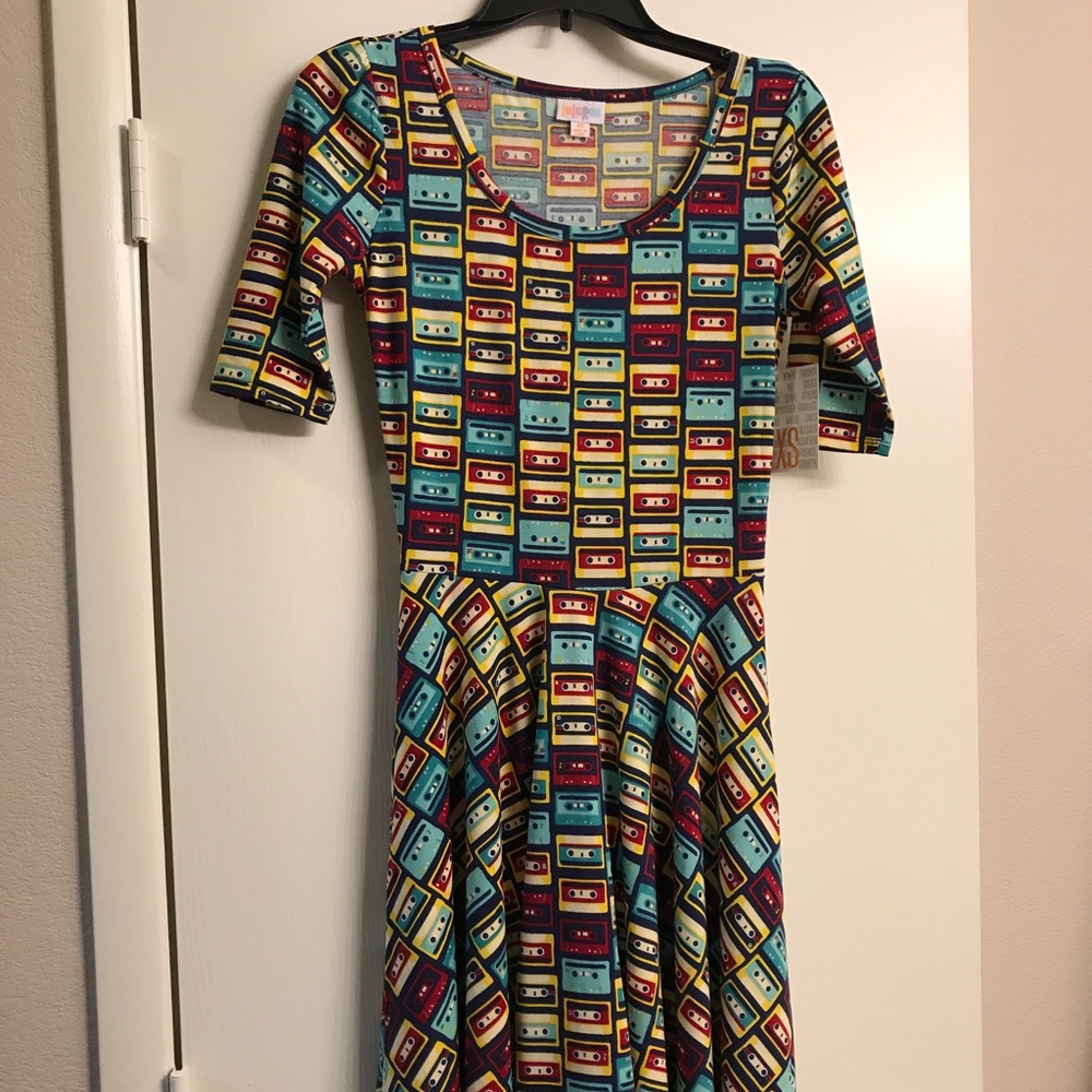 Lularoe Nicole - Cassette print - XS