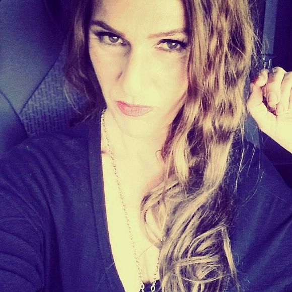 Meet your Posher, Jules - Picture 1 of 1