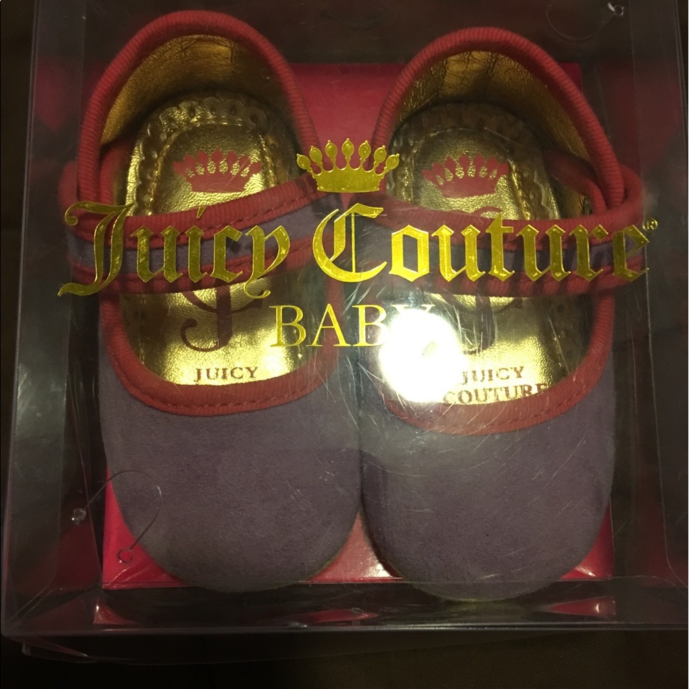 Juicy Couture baby crib shoes size 4