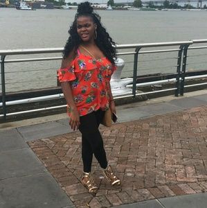 Meet your Posher, Lise