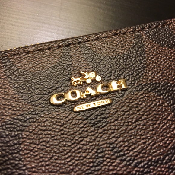 Signature Coach wristlet/ wallet - Picture 7 of 7