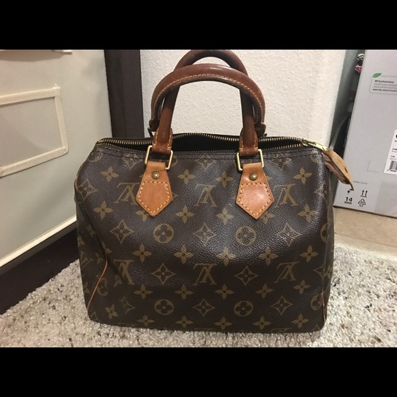 ❌SOLD❌LV Speedy 25 - Picture 3 of 8