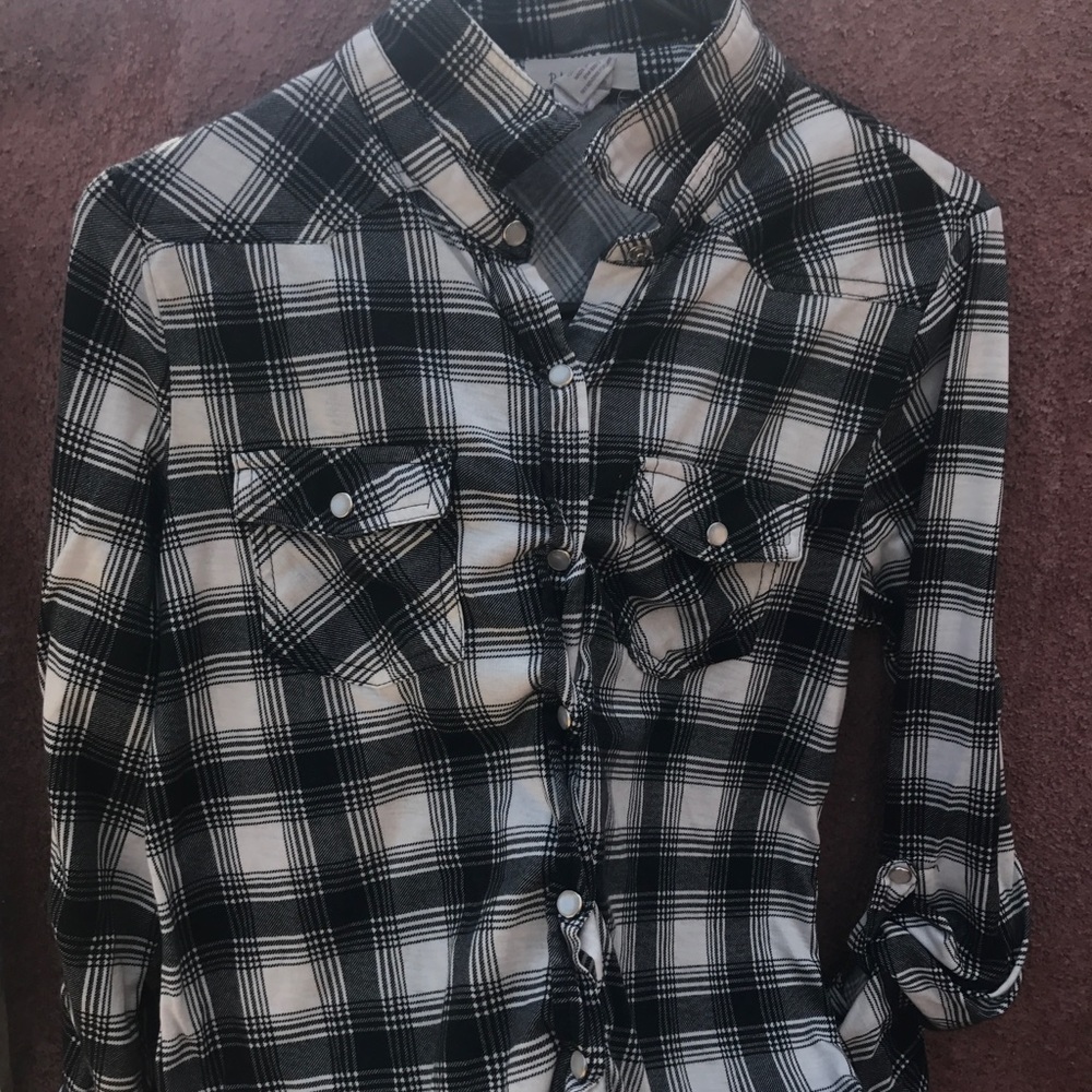 Brand new black and white gray fannel selling now!