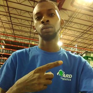 Meet your Posher, Lee