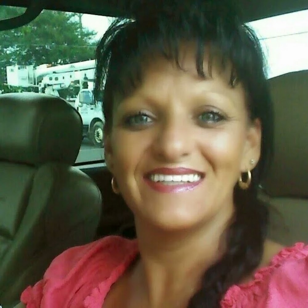 Meet your Posher, Shelly