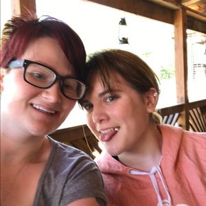 Meet your Posher, Andrea