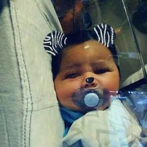 Meet your Posher, Dominique