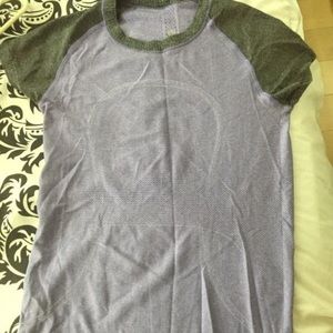 LULULEMON workout top
