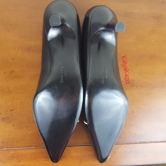 ❤NWOT❤ SALVATORE FERRAGAMO PUMPS❤ - Picture 7 of 8