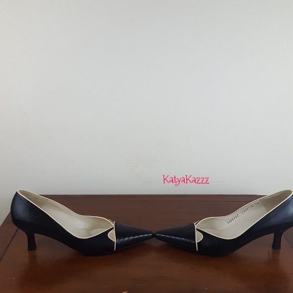 ❤NWOT❤ SALVATORE FERRAGAMO PUMPS❤ - Picture 4 of 8