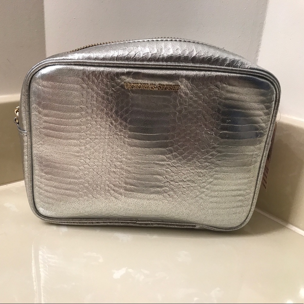 Brand New: 2016 Victoria's Secret Fashion Show Bag