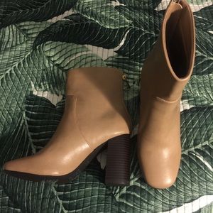 FOREVER 21 ANKLE BOOTS
