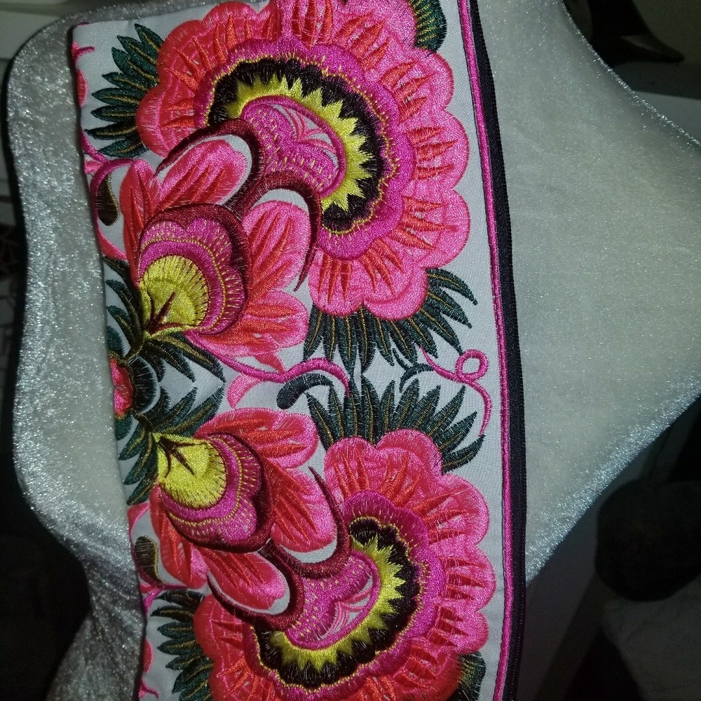 wristlet  multiple colors
