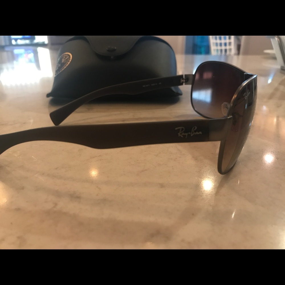 Ray-Bans - Picture 4 of 4
