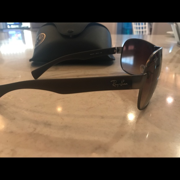 Ray-Bans - Picture 4 of 4