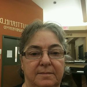 Meet your Posher, Vickie