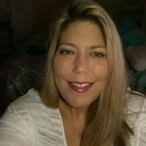 Meet your Posher, Allyson