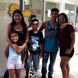 Meet your Posher, Ezequiel