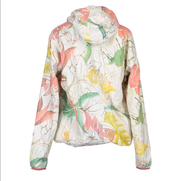 Sold πHost Pickπ Floral snap button closure - Picture 2 of 3