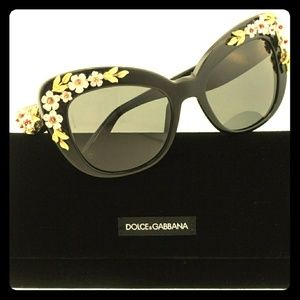 D&G sunglass