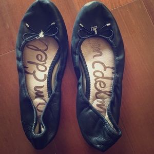 Sam Edelman black flats