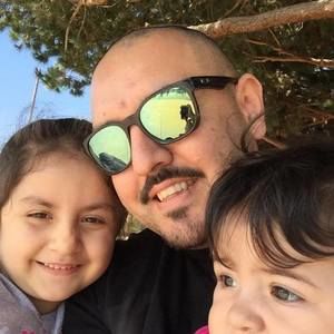 Meet your Posher, Adan