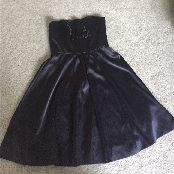 White House Black Market Dresses & Skirts - White House Black Market black dress