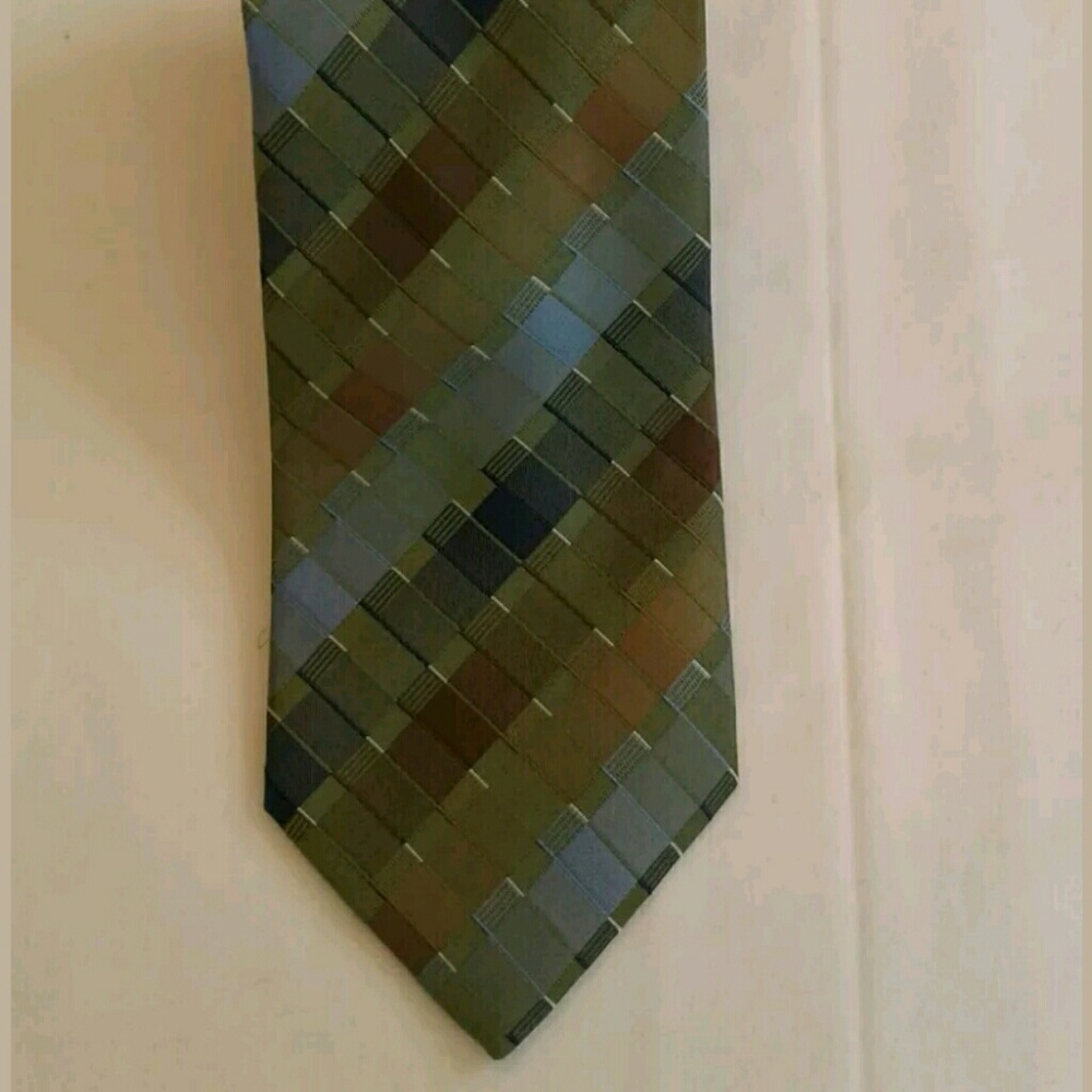 Kenneth Cole Reaction Mens Tie