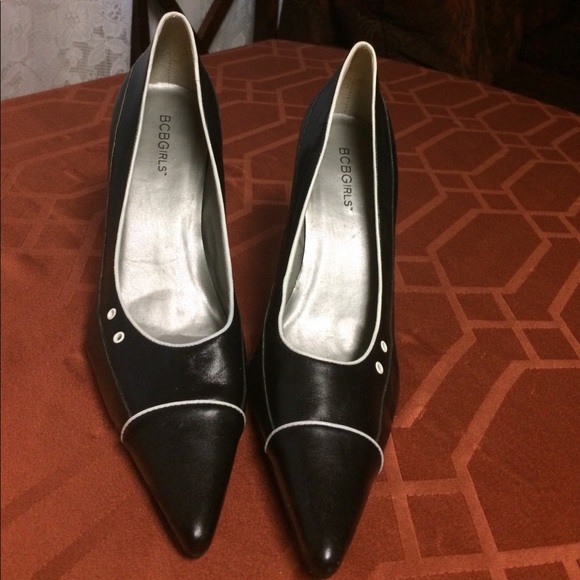 BCBGirls shoes - Picture 3 of 4