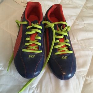 Puma cleats worn once