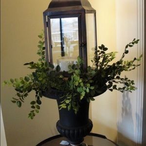 Meet your Posher, Glora