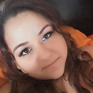 Meet your Posher, Nadya