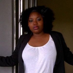 Meet your Posher, Apata