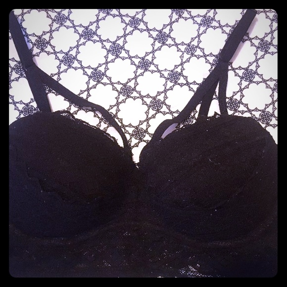 Victoria's Secret PINK Strappy front Lace Bralette - Picture 1 of 4