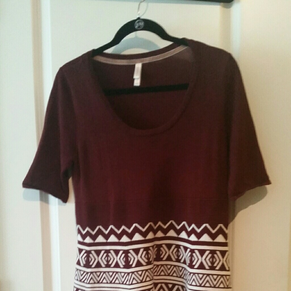 Burgundy dress with white trim