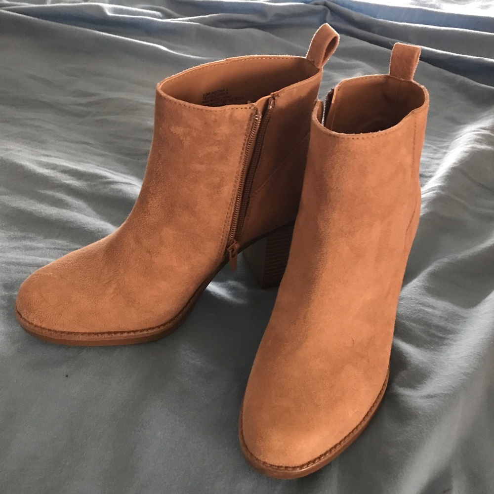Sugar booties