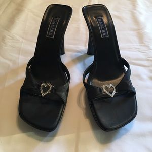 Black 3 1/2" heal slides