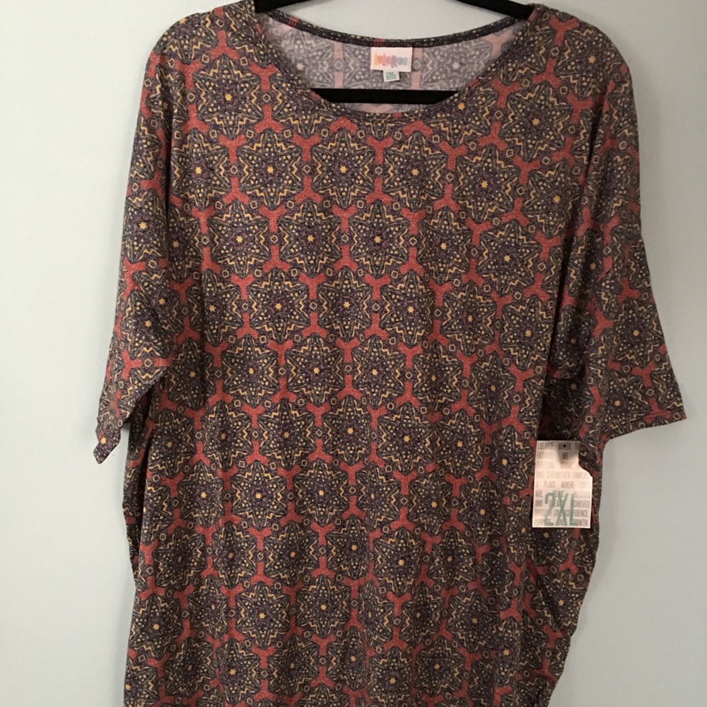 LuLaRoe  Irma  2XL NWT