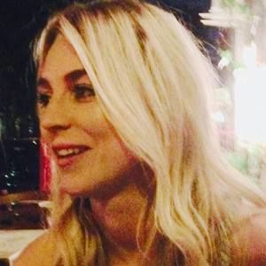 Meet your Posher, Candice