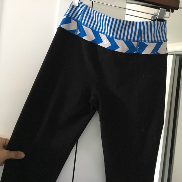 Lululemon yoga pants - Picture 4 of 4