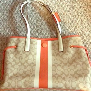 ‼️SALE‼️ Coach tote