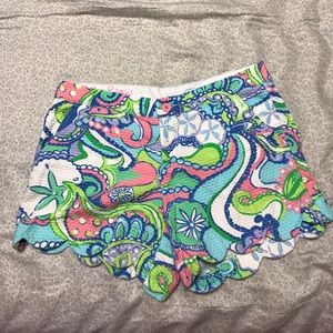 Size 6 buttercup Lilly shorts!